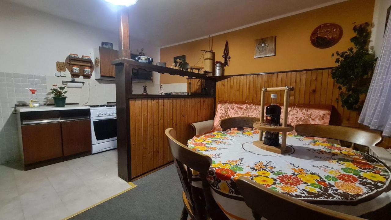 Apartman Stimac スリ・ルー エクステリア 写真